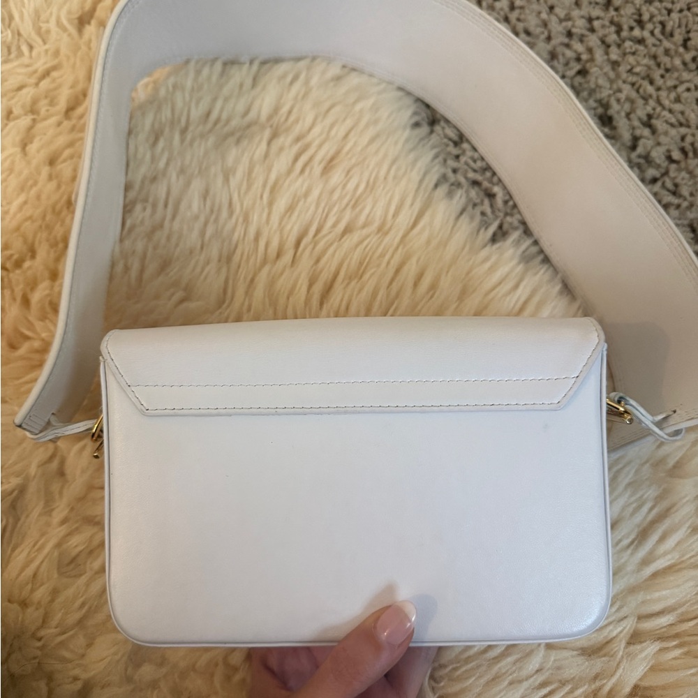 Jacquemus White and Gold Mini Bag with Flap Closure - Picture 6 of 10